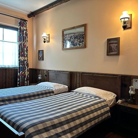 Cowboys Guest Ranch Hotell Voghera Exteriör bild